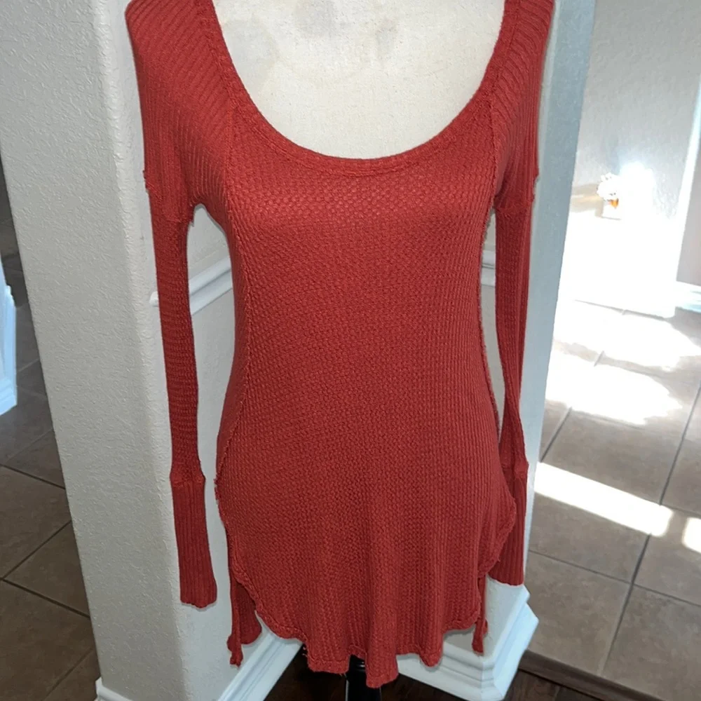 Free People salmon  orange Ventura drippy thermal long sleeve top Size S